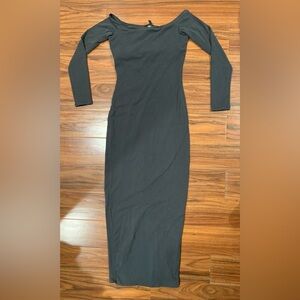 SKIMS Longsleeve Dress, RN158973 - WOMENS SIZE MEDIUM